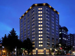 Отель Koko Premier Nihonbashi Hamacho