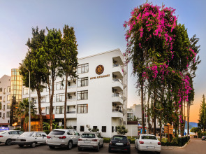 Kayamaris Hotel