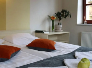 Отель Apple Economy