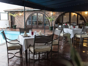 Apart Hotel El Doral