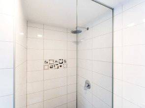 Tia Apartments and Rooms