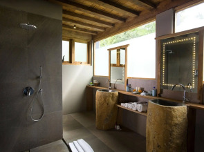 Blue Karma Dijiwa Ubud