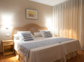 Hotel Dwo Les Palmeres