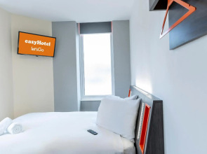 Renaissance London Heathrow Hotel