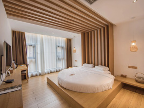 Wuyishan Ancient Street No.3 Tea Inn