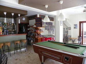 Sea 'n Lake View Hotel Apartments