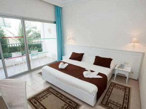 Soviva Resort - Families Only