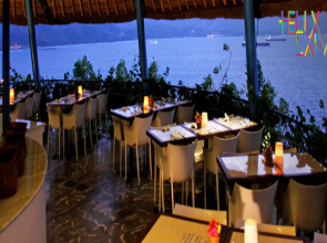 Bloo Lagoon Eco Village