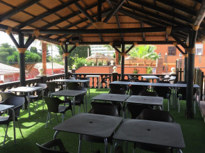 Hotel Zen Airport with Free shuttle