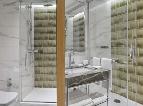 TITANIC Chaussee Berlin