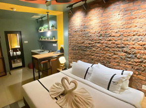 Smile Hotel Danau Kota