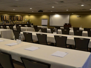 Holiday Inn Express Hotel & Suites Belgrade by IHG