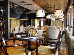 Отель Eurostars Metropole