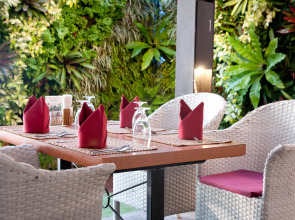 Курорт Sandalay Resort Pattaya