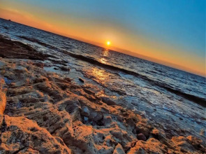 Оленевка Village