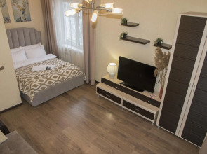 Барбарис на улице Парижской Коммуны 40