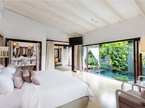 Отель The Shore at Katathani