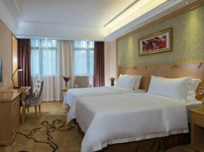 Vienna Hotel Shenzhen East Railway Station Branch