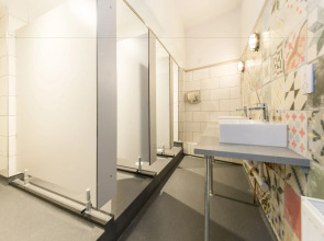 PubLove @ The Green Man - Hostel