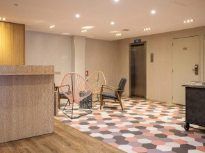 CADET Residence by Collection VESPER