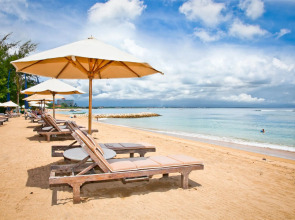 Grand Livio Kuta Hotel