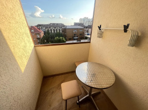 Адонис (Дивноморское)