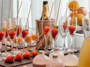 Отель NH Collection Roma Giustiniano