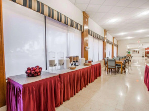 North Miami Beach Gardens Inn & Suites