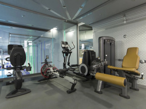 Отель Hollywoodland Wellness & Aquapark