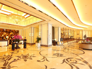 Отель Caravelle Saigon