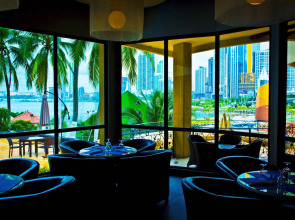 Plaza Paitilla Inn Hotel