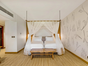 Kempinski Seychelles Resort