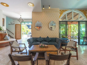 Coco Paradiso Phuket Hotel