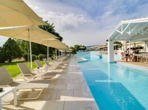 Olympian Bay Grand Resort