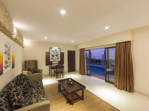 Flamingo Dewata Suite