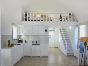 Athiri Santorini Hotel