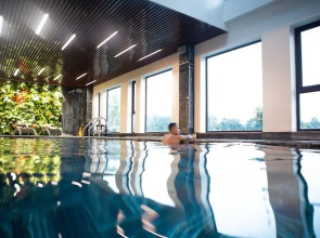 Liberty Hall Tam Coc Hotel & Villa