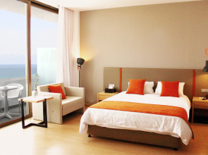 Crystal Springs Beach Hotel