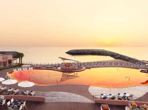 Fairmont Fujairah Beach Resort