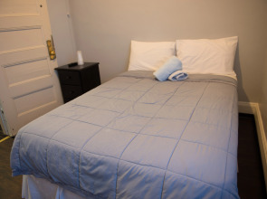 YMCA Greenpoint - Shared Bath