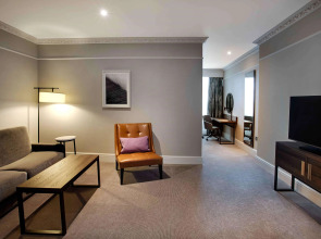 Hilton Edinburgh Carlton