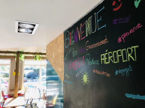 Greet Hotel Marseille Provence Aéroport