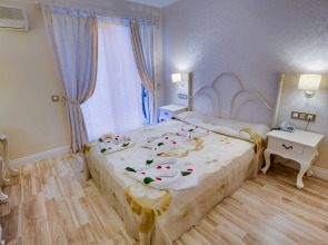 The PINEHILL Hotel & Suites