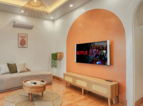 iRest Orange Tay Ho Lakeside Apartment