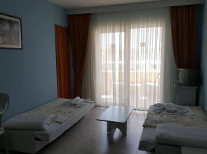 Golden Moon Apart Hotel