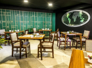 Urban Green Hotel & Suites