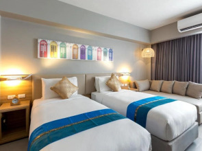 Отель Journeyhub Phuket Patong