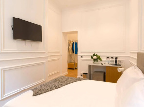 Via Chiodo Luxury Rooms