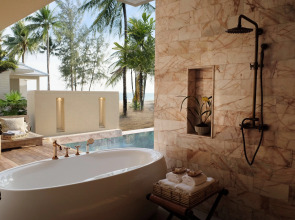 Devasom Khao Lak Beach Resort & Villas