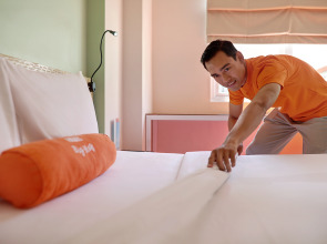 HARRIS Hotel & Residence Riverview Kuta Bali